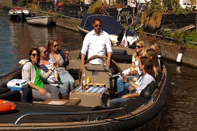 Zakelijk evenement op het water Haarlem Canal Tours